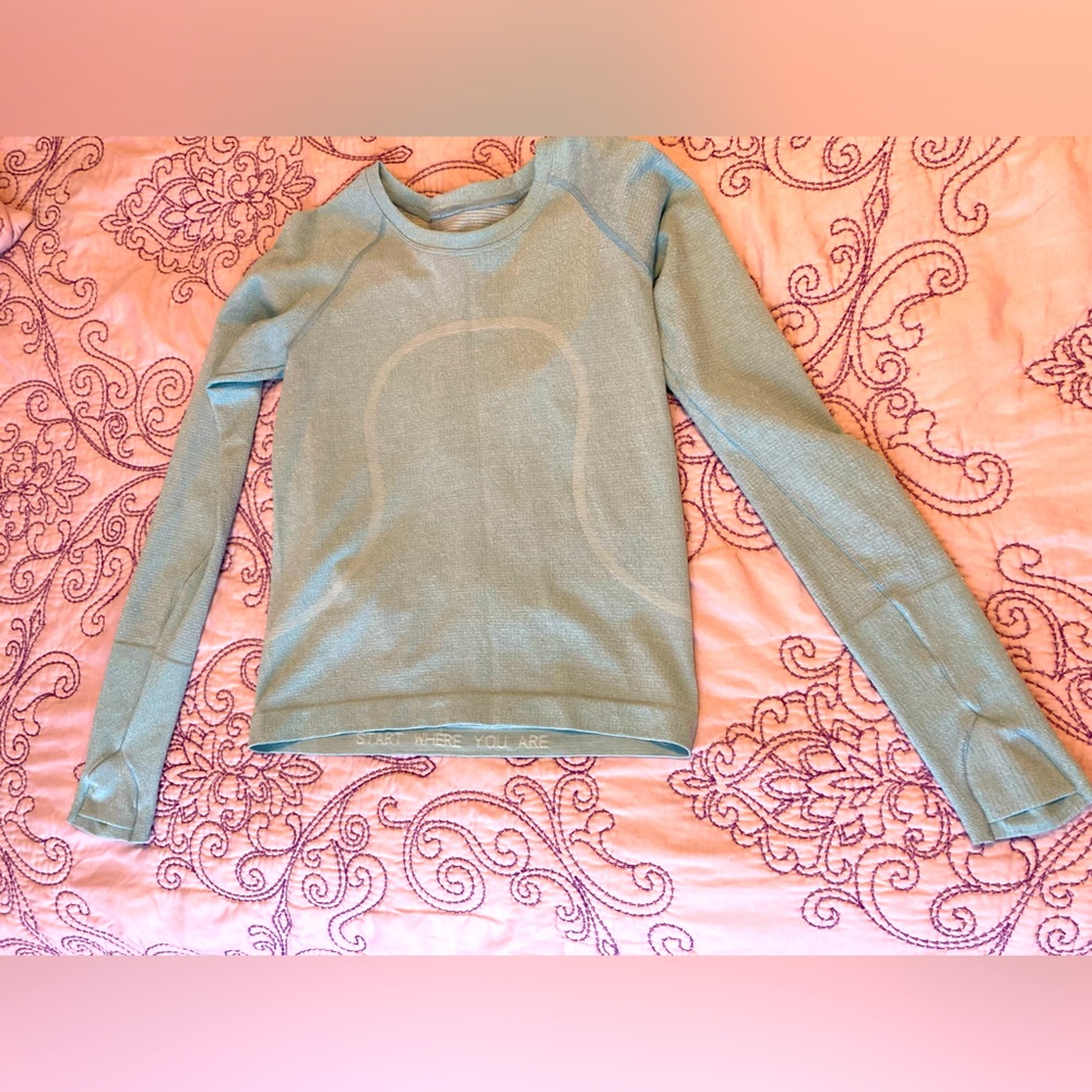 Lululemon swiftly tech cropped - size 6